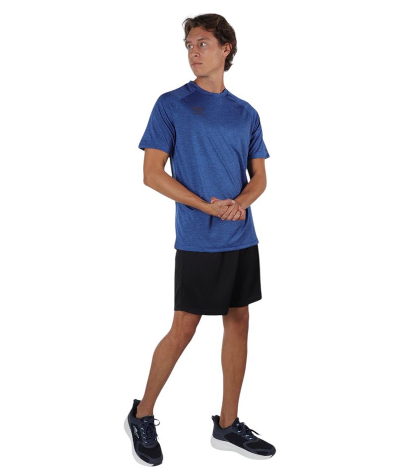 104862084-Camiseta-deportiva-Umbro-azul-para-hombre