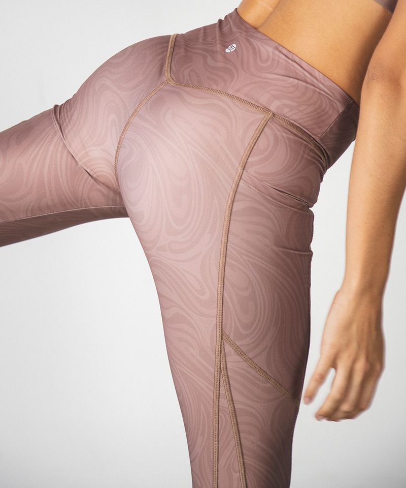 104810771-Legging-deportiva-Teammate-diseño-estampado-para-mujer