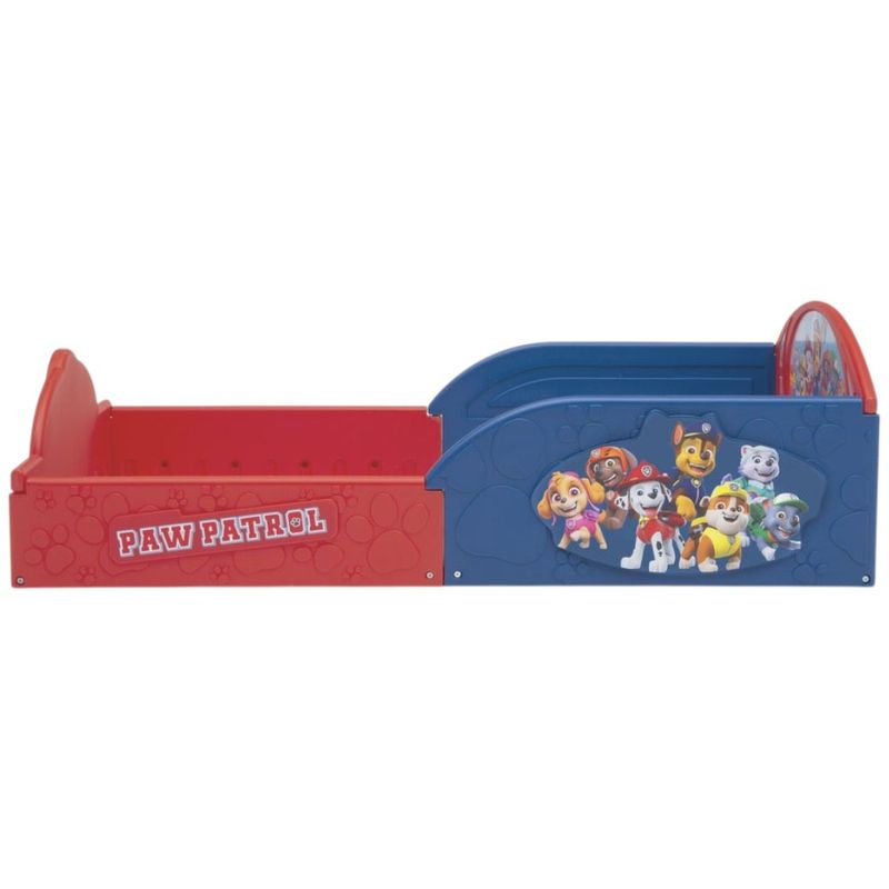 Cama infantil y zona de juegos-1744216160820