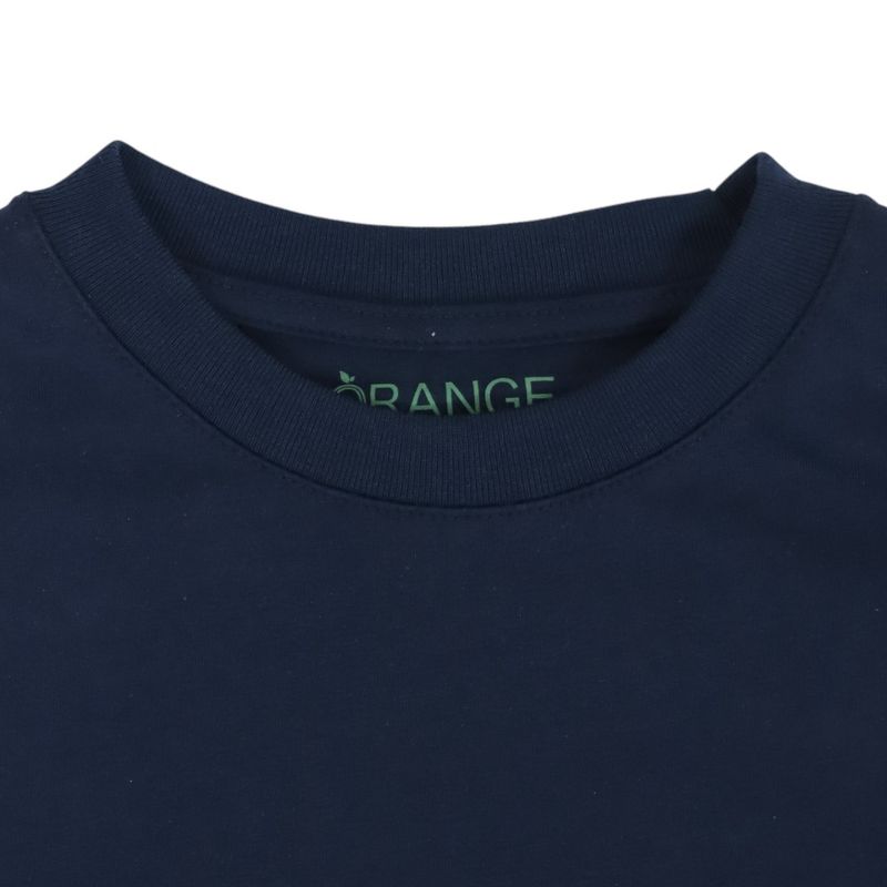104760069-Camiseta-negra-con-estampado-multicolor-para-niño