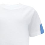 104812632-Camiseta-blanca-con-estampado-para-niño