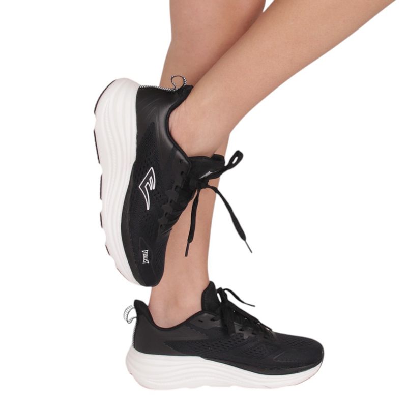 104878103-Zapato-deportivo-Everlast-color-negro-para-mujer
