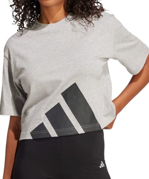 Camiseta deportiva Adidas gris para mujer