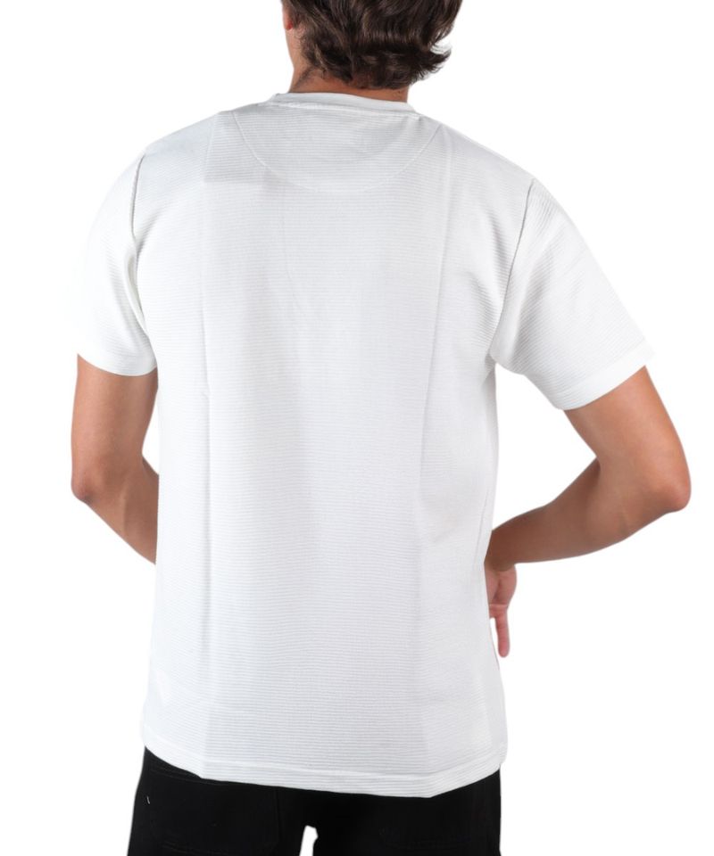 104858598-Camiseta-Denim-and-Flower-blanca-con-rayas-texturizadas-para-hombre