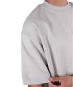 104858618-Camiseta-oversize-fit-Denim---Flower-gris-solida-para-hombre