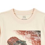 104893889-Camiseta-beige-con-estampado-para-niño