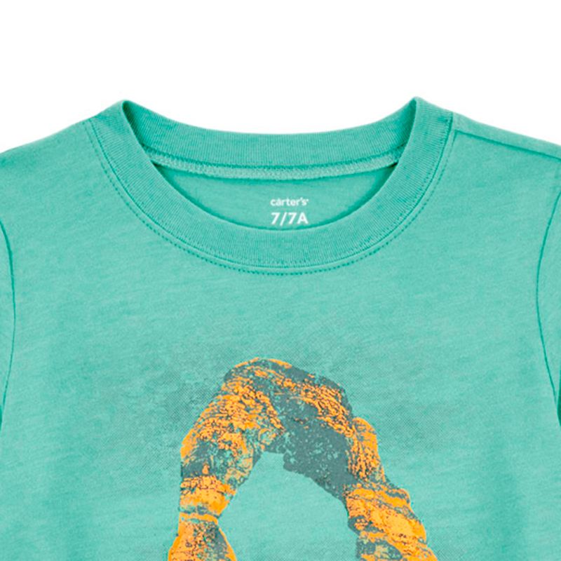 104893892-Camiseta-verde-con-estampado-para-niño