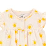 104893445-Romper-blanco-con-estampado-para-bebe-niña