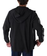 104862064-Sueter-deportivo-Umbro-color-negro-para-hombre
