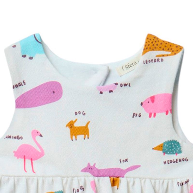 104894424-Vestido-blanco-con-estampado-para-bebe-niña