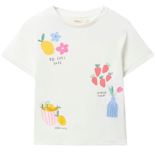 Blusa blanca con estampado para niña