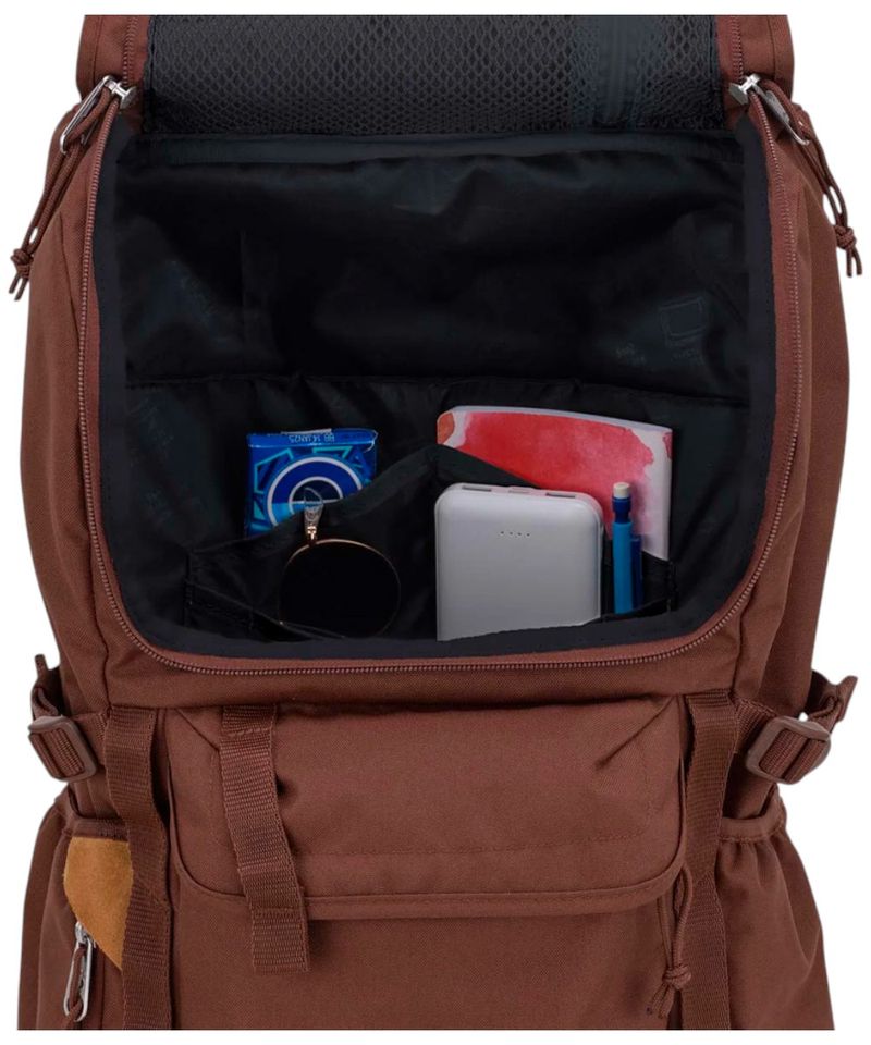 104825441-Mochila-JanSport-Hatchet-cafe