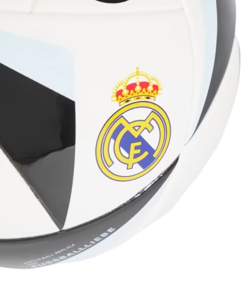 104870775-Balon-de-futbol-Real-Madrid-Adidas--1-blanco