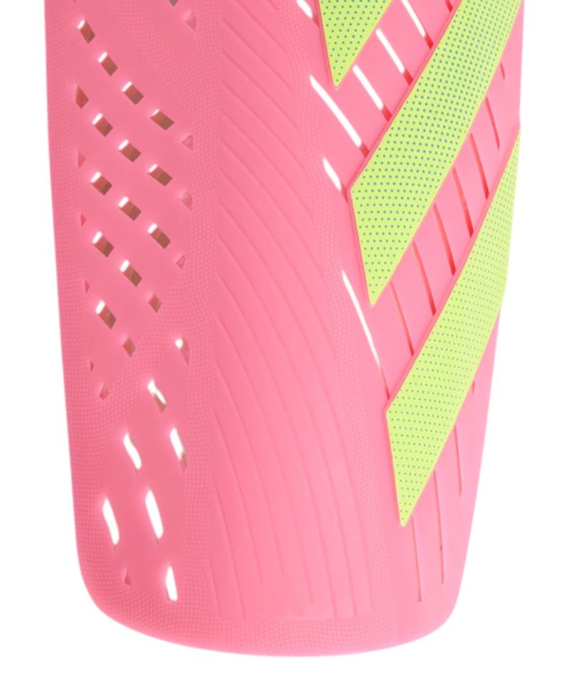 104870778-Espinillera-Adidas-Tiro-Club-rosada