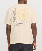 104918119-Camiseta-Jack-and-Jones-relaxed-fit-con-estampado-de-hojas-para-hombre