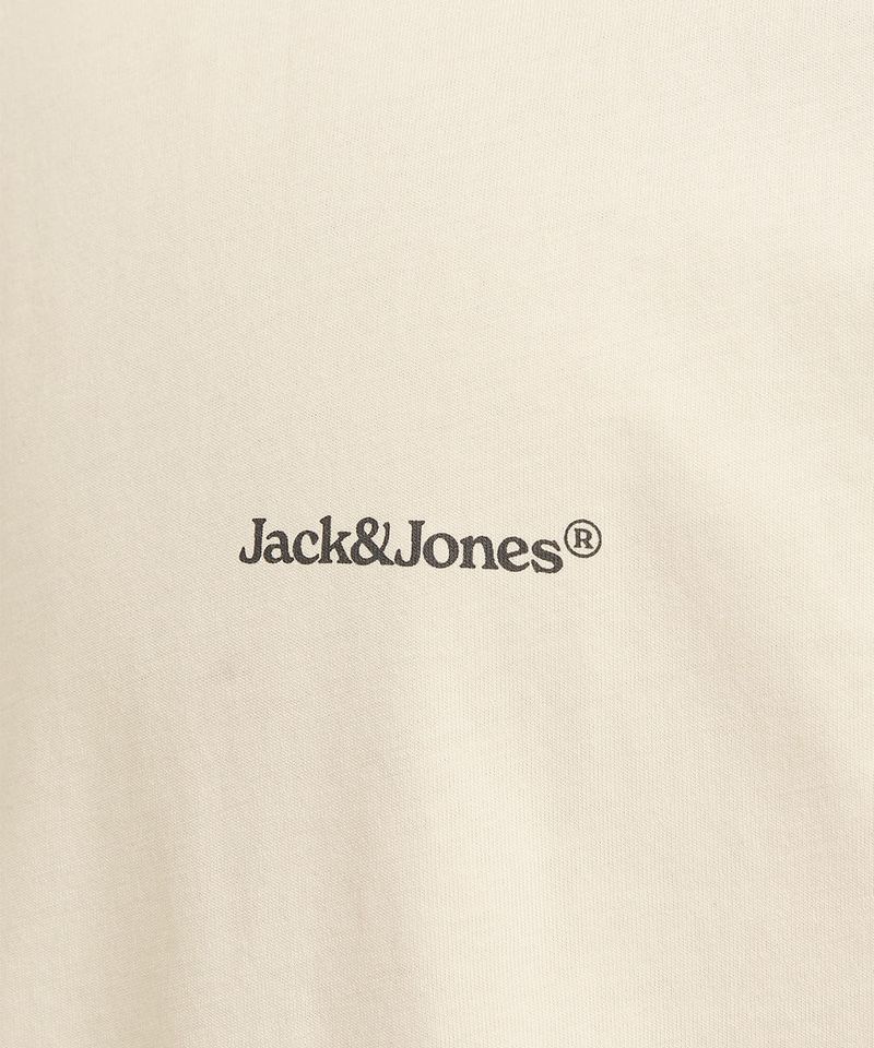 104918119-Camiseta-Jack-and-Jones-relaxed-fit-con-estampado-de-hojas-para-hombre