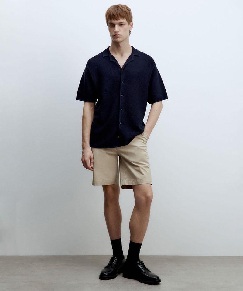104896740-Short-chino-Sfera-regular-fit-khaki-solido-para-hombre-