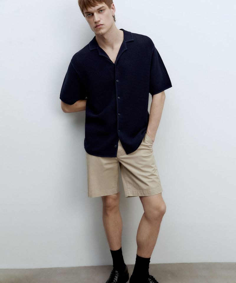 104896740-Short-chino-Sfera-regular-fit-khaki-solido-para-hombre-