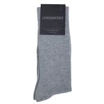 104842160-Par-de-calcetines-de-vestir-crew-Unexpected-gris-heather-para-hombre