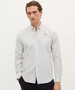104926249-Camisa-oxford-regular-fit-Scalpers-beige-rayada-para-hombre
