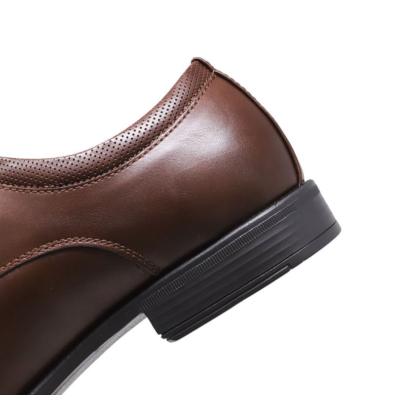 104771208-Zapato-de-vestir-Unexpected--cafe-para-hombre