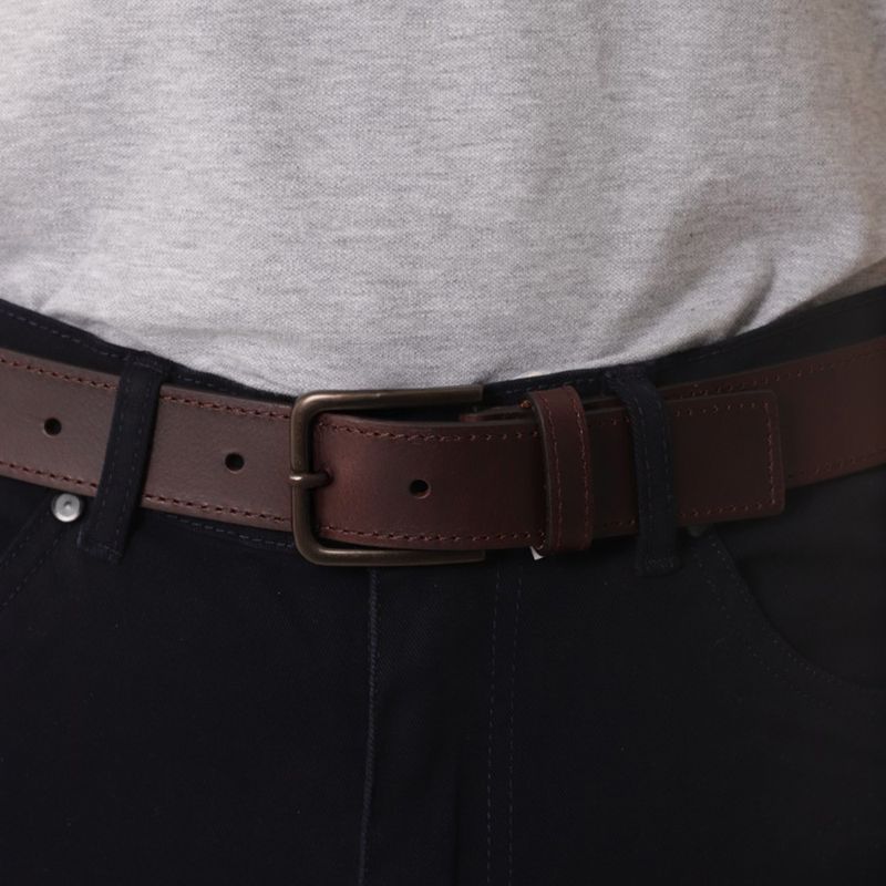 104833137-Cinturon-tradicional-Gents-cafe-con-textura-para-hombre