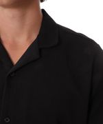 104865721-Camisa-casual-Denim-and-Flower-negra-texturizada-para-hombre