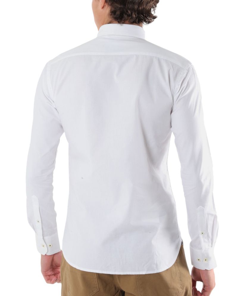 104880554-Camisa-casual-Oscar-de-la-Renta-classic-fit-blanca-texturizada-para-hombre