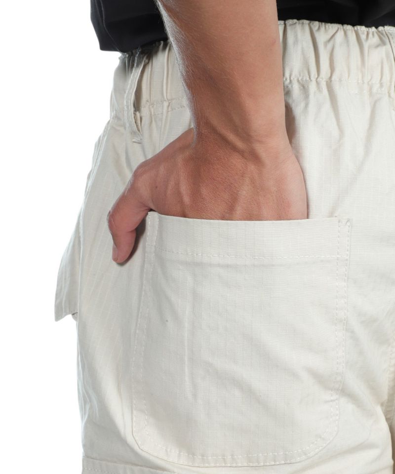 104774322-Pantalon-cargo-Orange-regular-fit-beige-con-mini-cuadros-para-hombre-