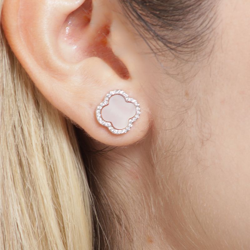 104890120---Aretes-de-plata-en-forma-de-trebol-rosado-para-mujer