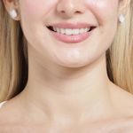 104890121---Aretes-de-plata-en-forma-de-trebol-para-mujer