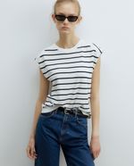 104873381-Blusa-Sfera-casual-rayada-manga-corta-para-mujer