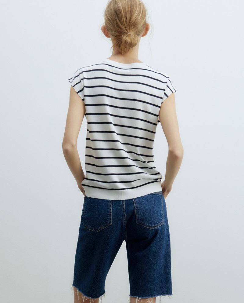 104873382-Blusa-Sfera-casual-rayada-manga-corta-para-mujer