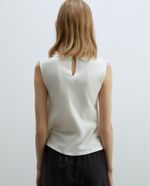 104873446-Blusa-Sfera-casual-bordada-sin-mangas-para-mujer