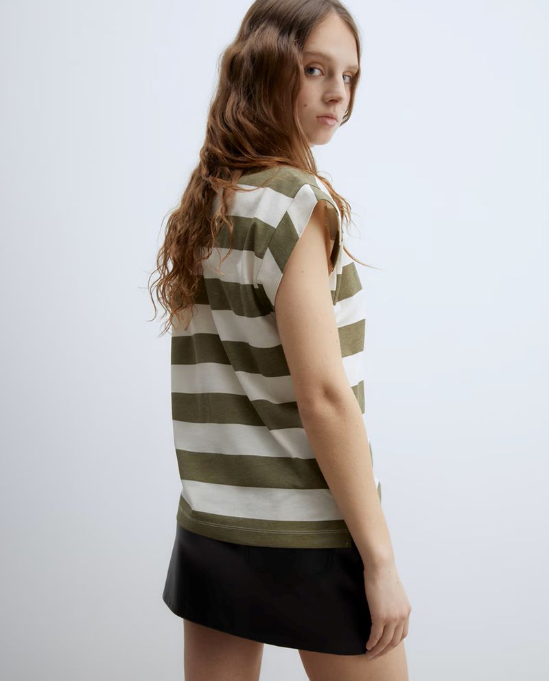 104873526-Blusa-Sfera-casual-rayada-manga-corta-para-mujer