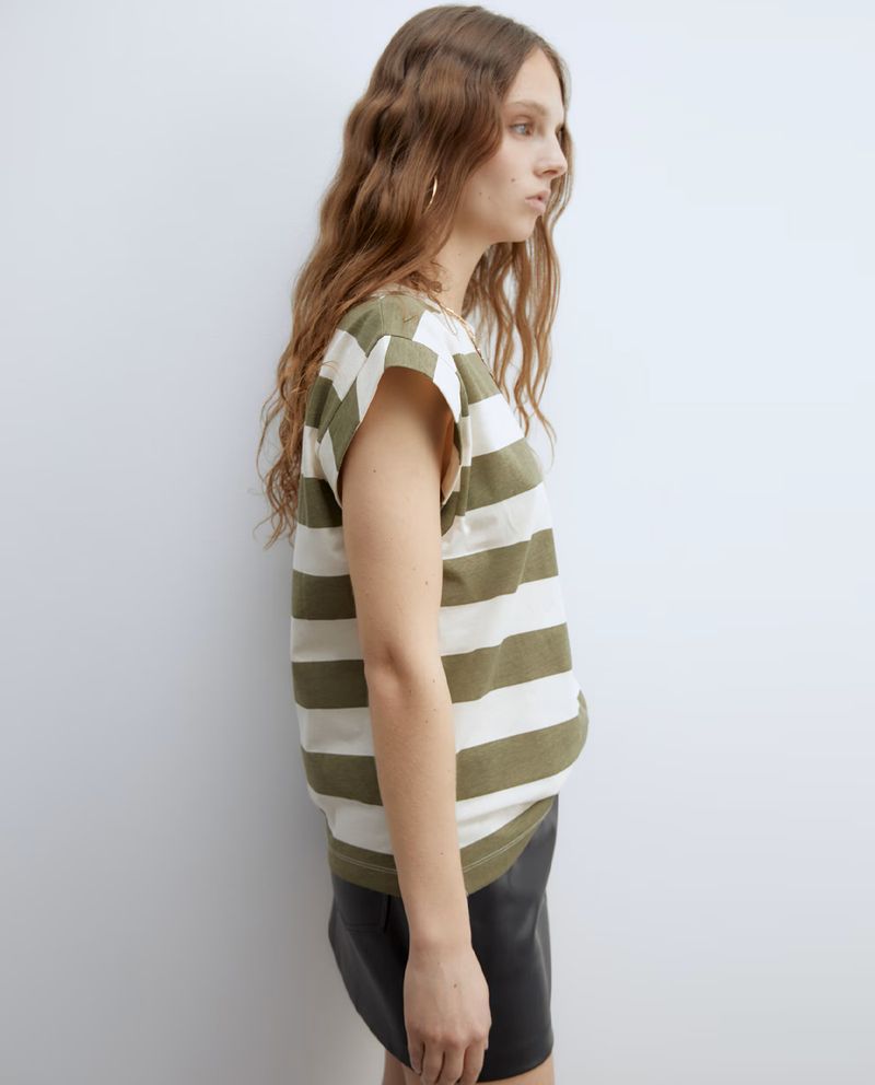 104873526-Blusa-Sfera-casual-rayada-manga-corta-para-mujer