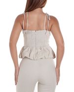 104906706-Blusa-Unexpected-peplum-beige-de-tirantes-para-mujer