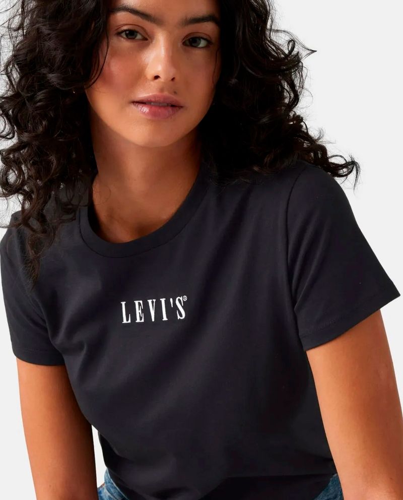 104903163-Camiseta-Levi-s-negra-manga-corta-para-mujer