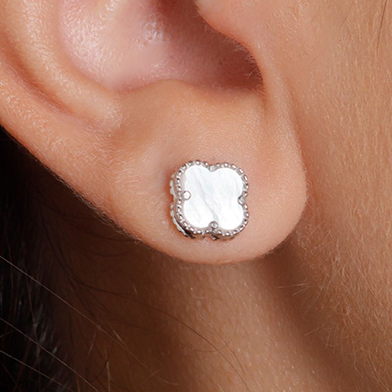 104890137---Set-de-aretes-y-cadena-con-dije-de-plata-plateado-para-mujer