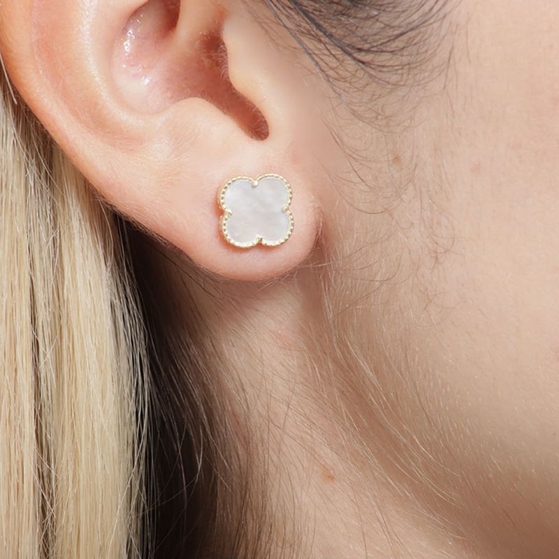104890131-Aretes-de-trebol-de-plata-en-baño-de-oro-para-mujer