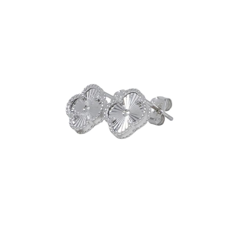 104890116---Aretes-de-plata-plateados-en-forma-de-flor-para-mujer
