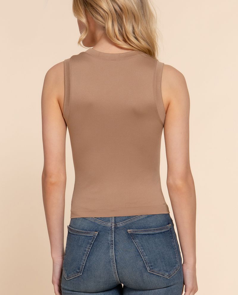 104911069-Camiseta-Active-Basic-beige-tank-top-sin-mangas-para-mujer