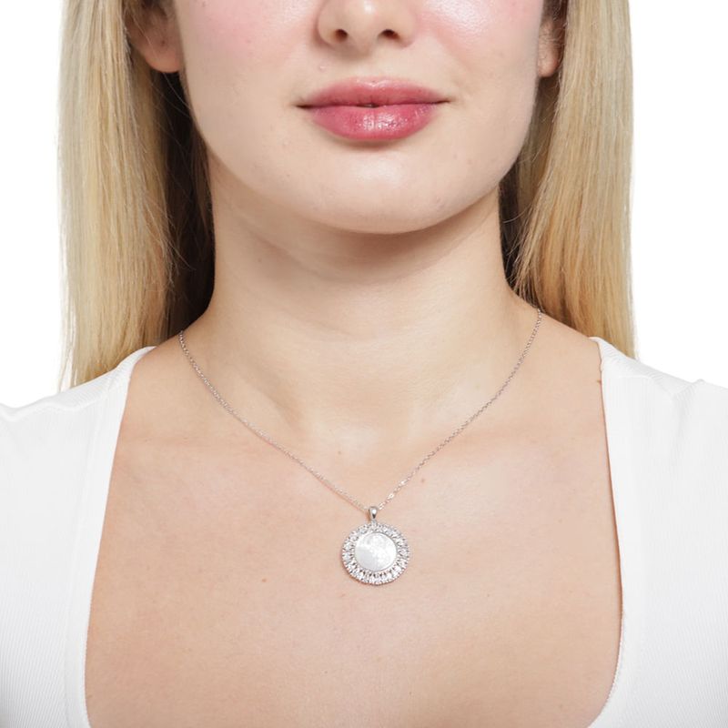104853049-Collar-con-dije-de-plata-para-mujer