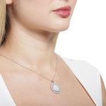 104853049-Collar-con-dije-de-plata-para-mujer
