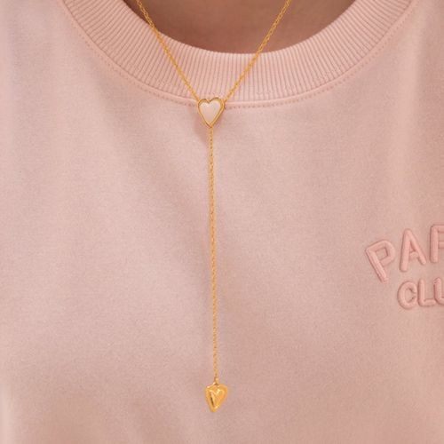 Set de aretes y cadena dorados para dama