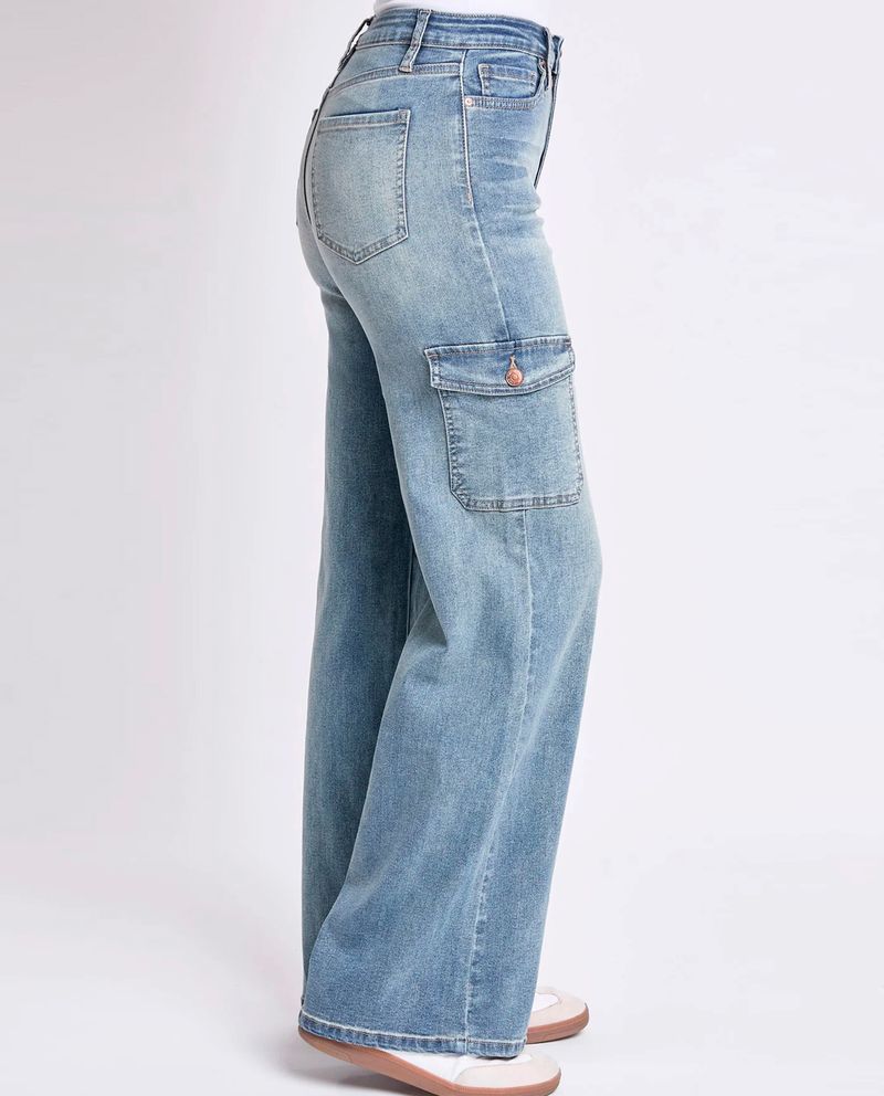 104867561-Jeans-YMI-cargo-celeste-de-cintura-alta-para-mujer