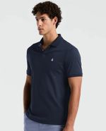 104929873-Camisa-polo-basica-regular-fit-Penguin-navy-solida-para-hombre