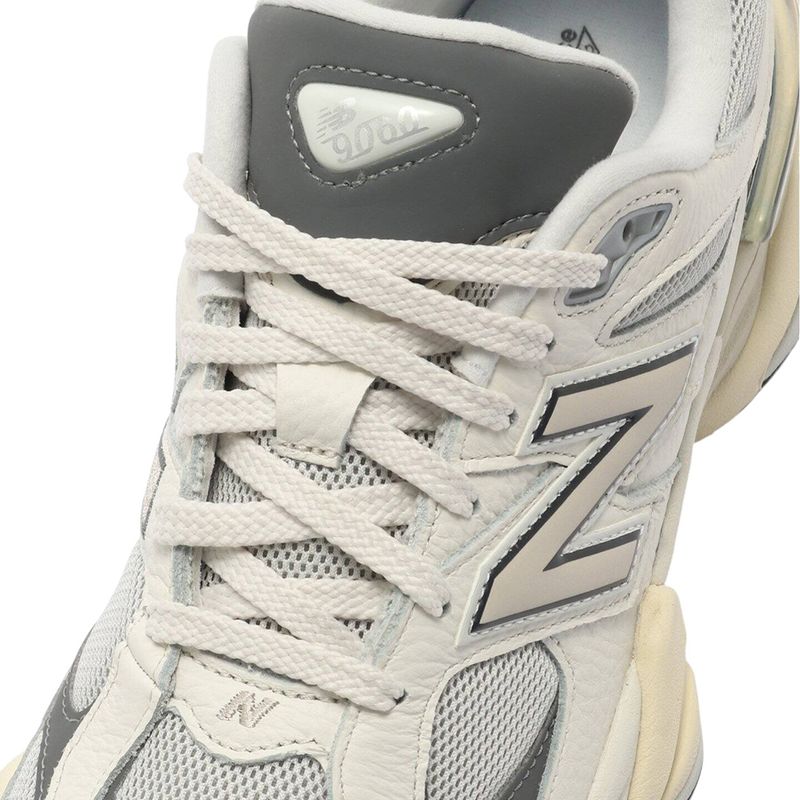 104932965---Zapato-New-Balance-9060-deportivo-blanco-para-hombre