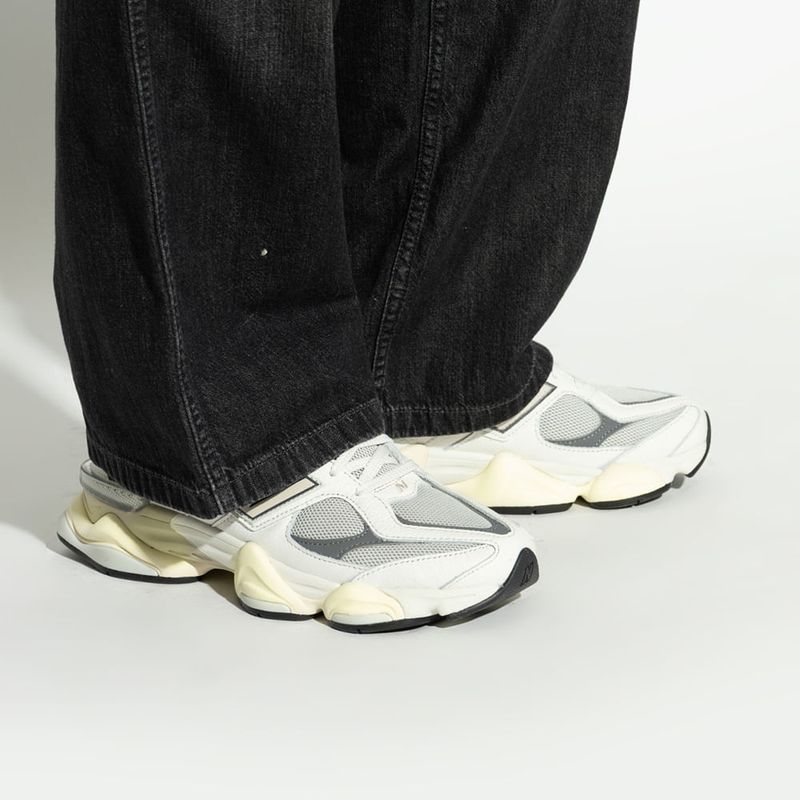 104932965---Zapato-New-Balance-9060-deportivo-blanco-para-hombre