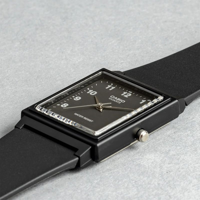 104895619-Reloj-Casio-analogo-de-resina-color-negro-para-unisex
